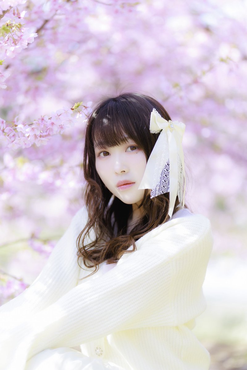 ハクシ tweet media