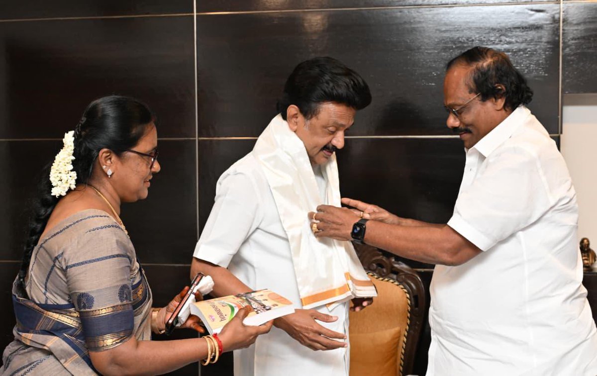 Dindigul I. Leoni tweet media