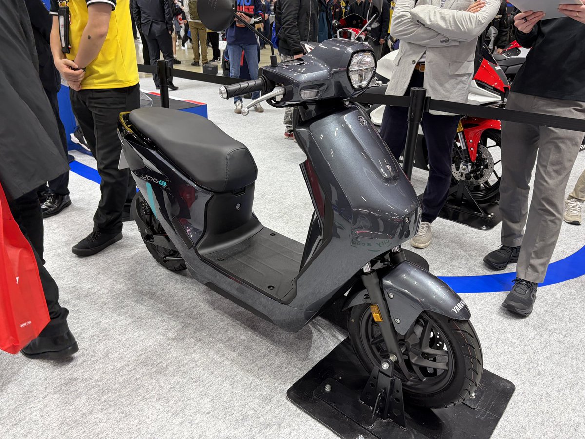 3daime1107's tweet photo. スズキ以外のメーカーもしっかりと見学👀
国内メーカーも電動バイクに力を入れ始めてますね！
スズキも早く出て欲しい！
CB400スーパーフォアのエキパイがヨンフォアを彷彿とさせるなと感動しました！
やはり直四はそそられますね🤤
2026年も盛り上��るネタでいっぱいのショーでした( ´∀`)

#東京モーターサイクルショー
#年に��度のお楽しみ
#まだ二日間開催中です