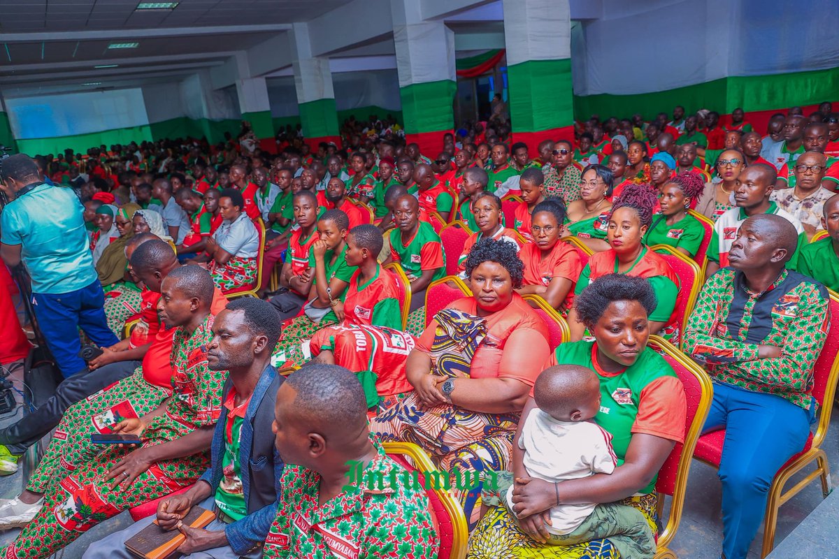 Intumwa Burundi tweet media