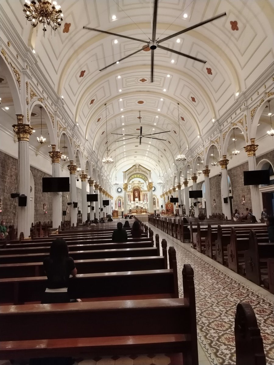karr_hendrik's tweet photo. Bacolod Cathedral https://t.co/3QSR0NUTwu