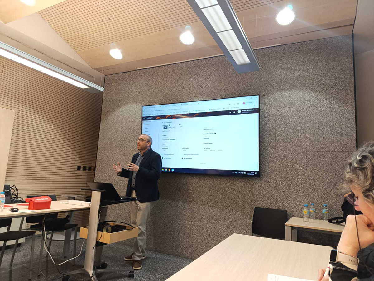 Codeoscopic tweet media