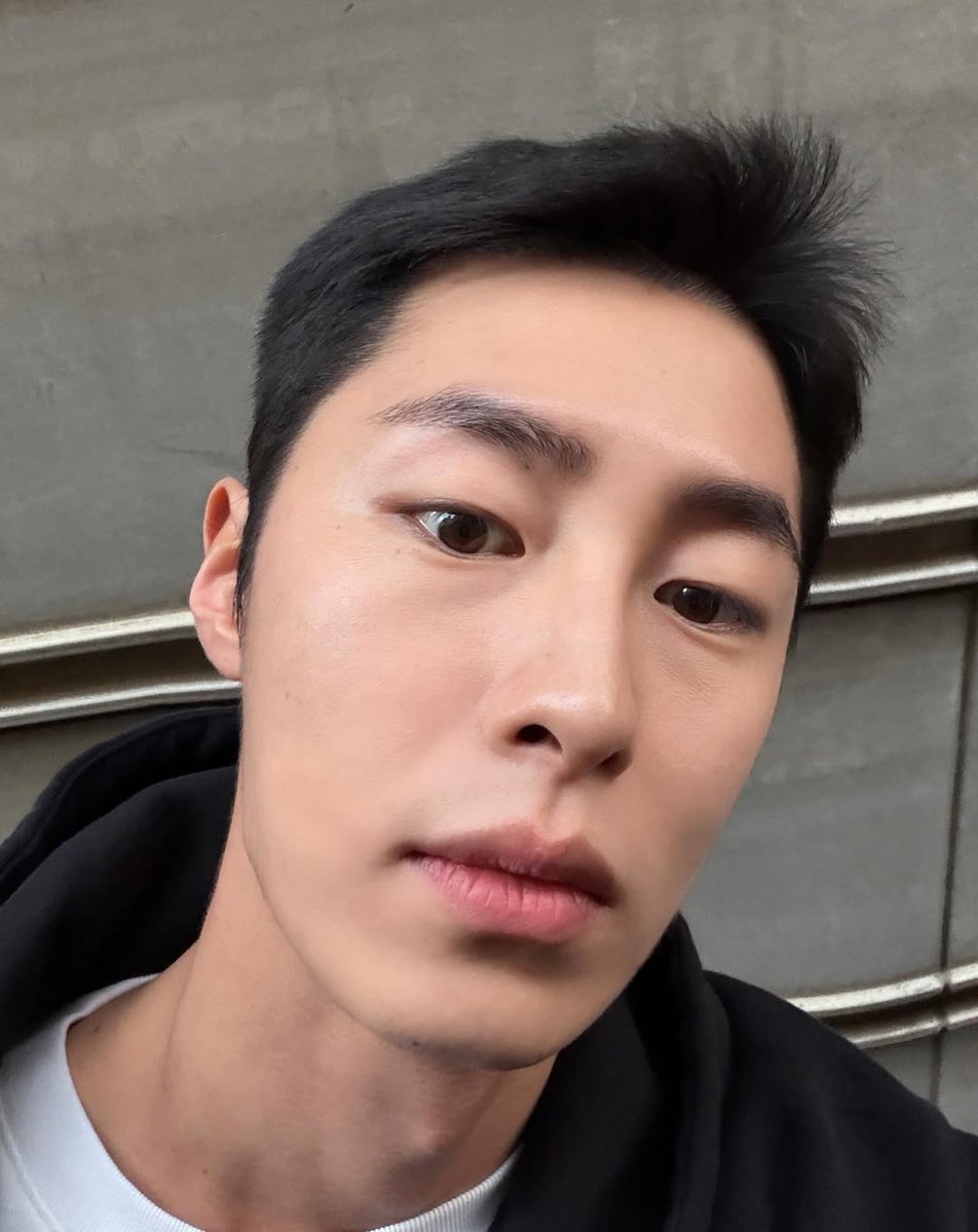 𝑚𝑎𝑛𝑑𝑖˖ 逸 ִִֶֶָָ tweet media