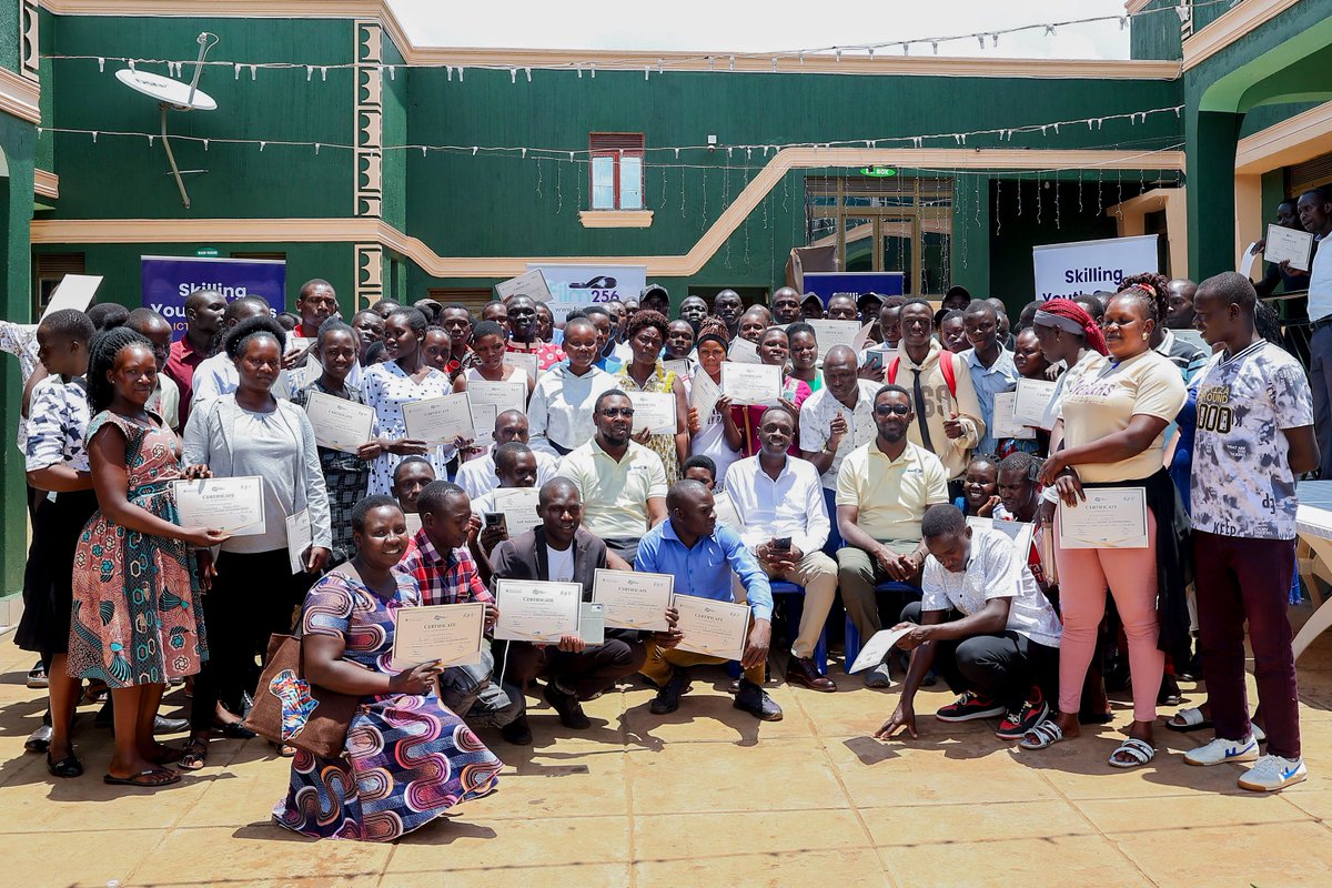 Film_256's tweet photo. Day 5/5. Apac District Youths finished there hands on skilling in ICT & Multimedia. They displayed their  produced content and were handed certificates by the Asst. RDC, Mr. Okot Jonah. The workshop supported by @MoICT_Ug  through @UCC_Official @UCC_ED implemented by @Film_256 aims to skill youths all over the country. The RDC encouraged them to keep producing content to upliift their businesses, community and culture.