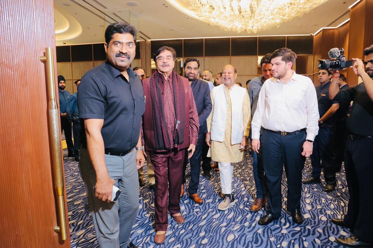 Shatrughan Sinha tweet media