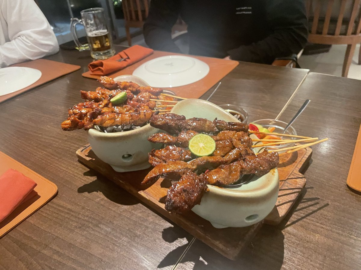 daynabob's tweet photo. インドネシア飯が美味すぎる😋🍚 https://t.co/tBhrznXgCN