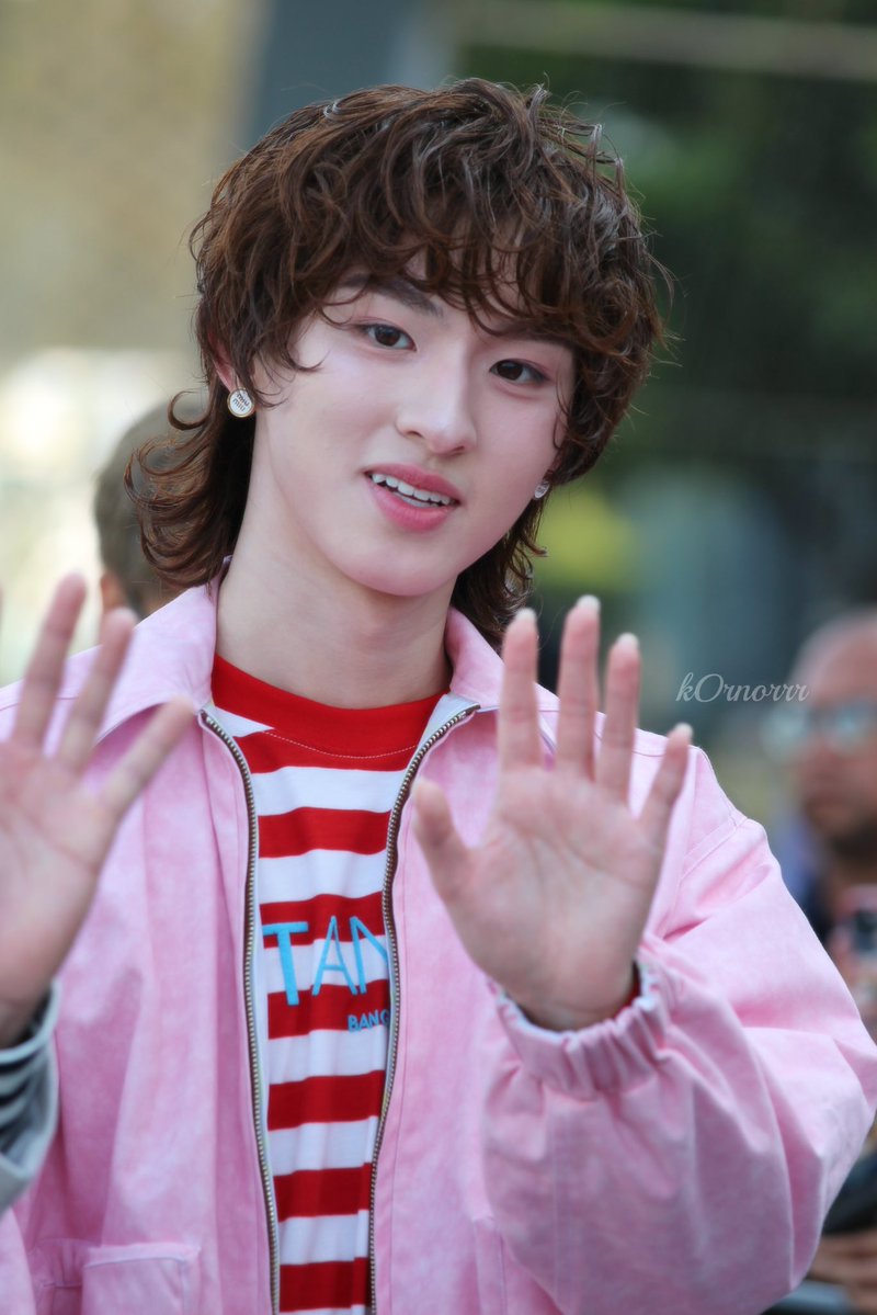 kOrnorr (กอนอ) tweet media