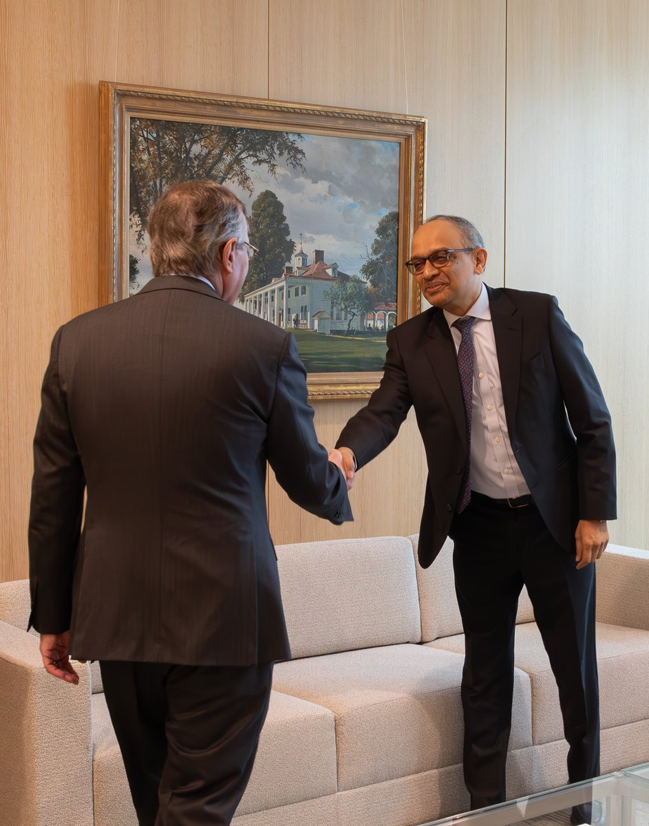 Ambassador Warren Stephens tweet media