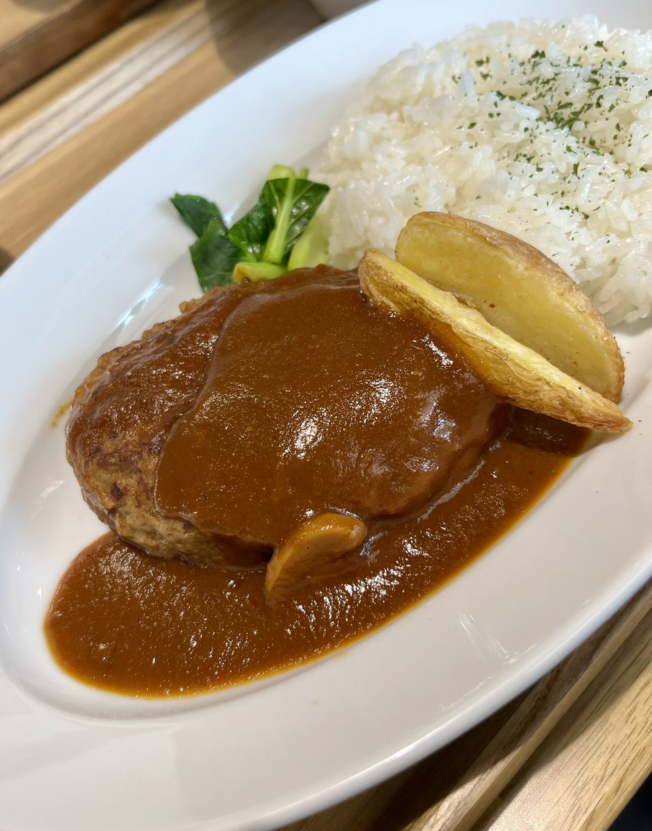Akalenn's tweet photo. 本日ビジネス交流会に参加頂いた皆様！
ありがとうございました😊
22名の経営者が自社プレゼン、名刺、LINE交換をして大変、有意義な時間になりました✨

毎月第4金曜日開催しますので初めての方も是非ご参加下さい♪
次回は
4/24(金)です☆ https://t.co/7CXf5t09C6