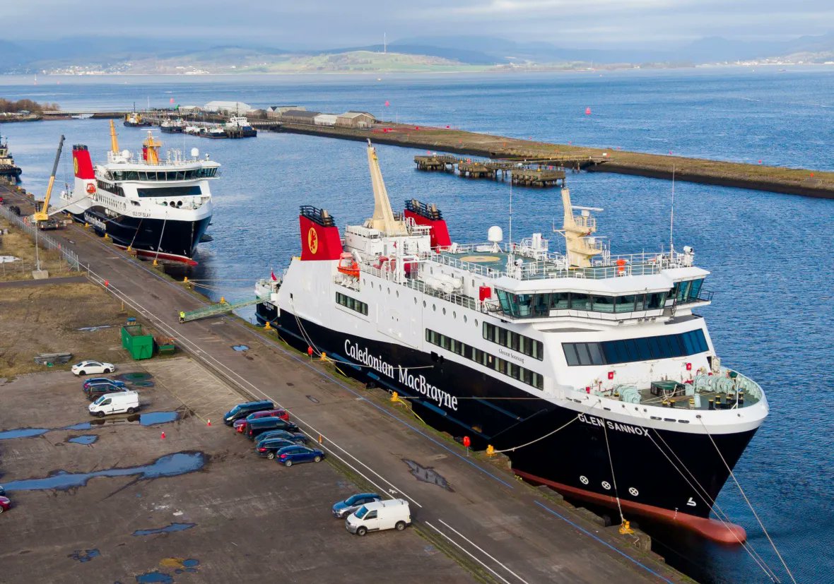 Walter White tweet media