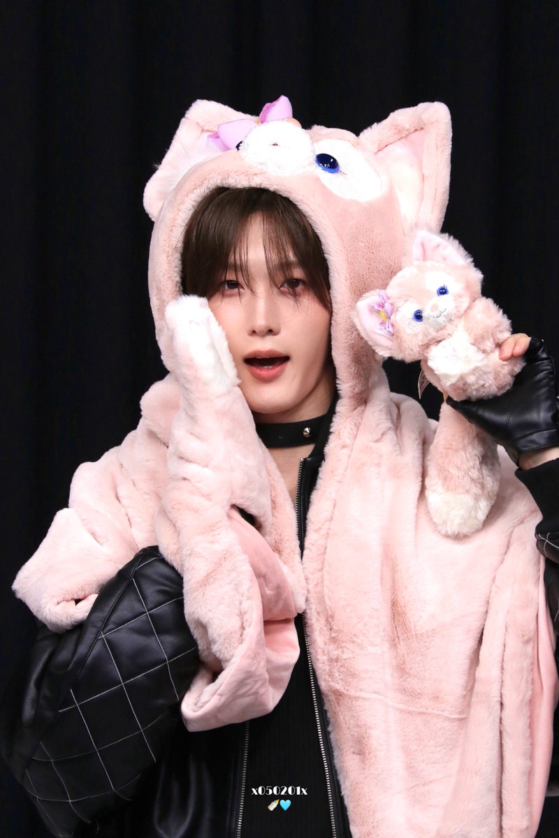 🍼🩵 tweet media