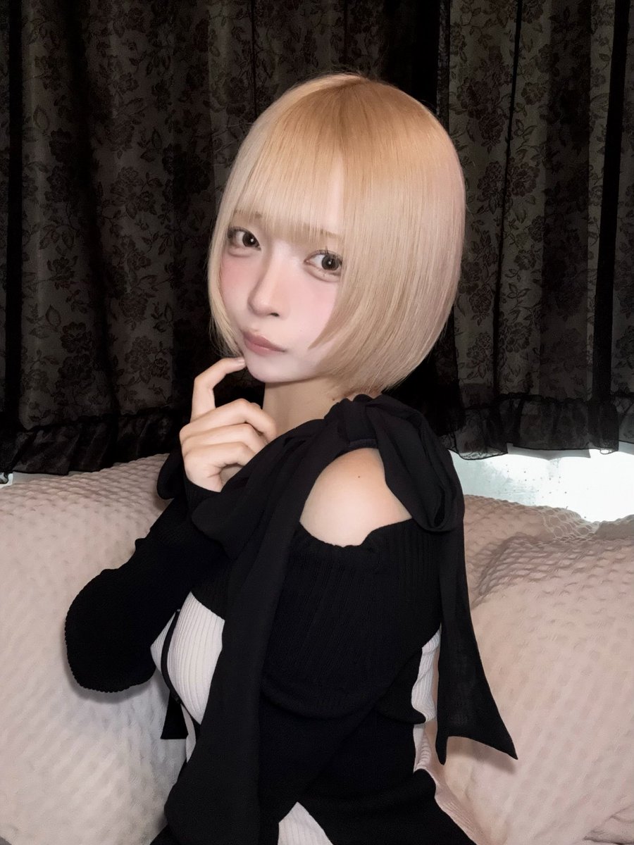 丱 もモ tweet media