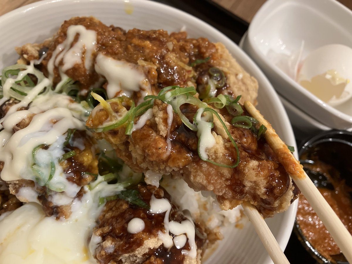 焼きレタス tweet media