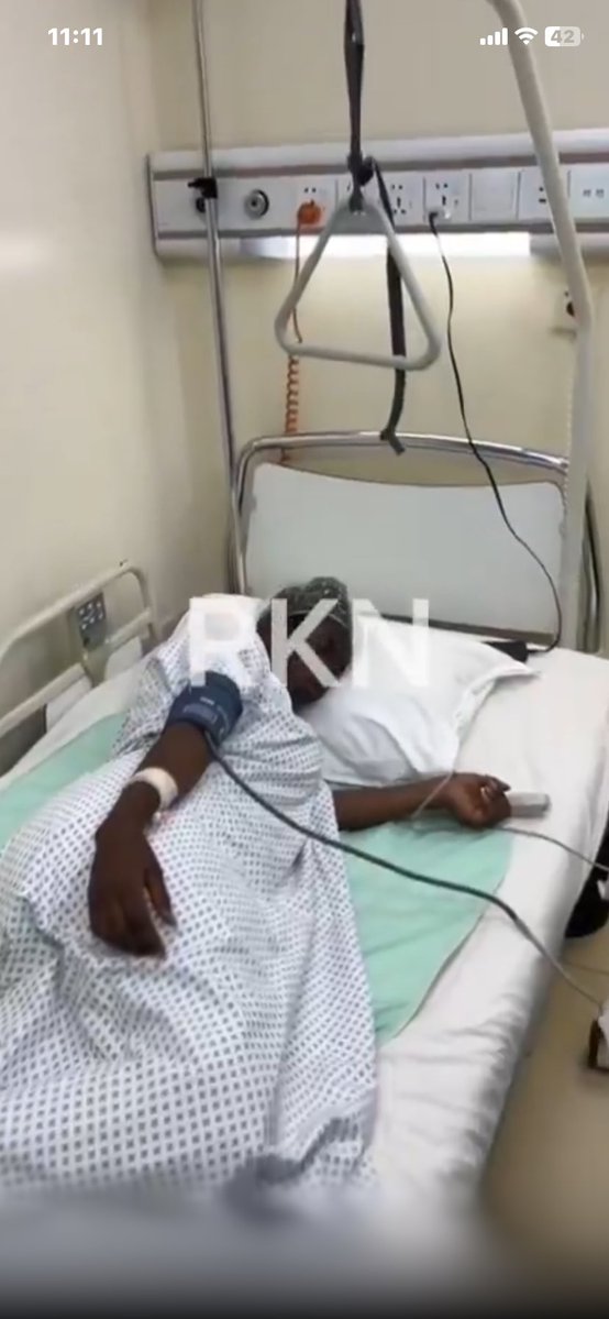 Queen Ella☢️✂️❤️ tweet media