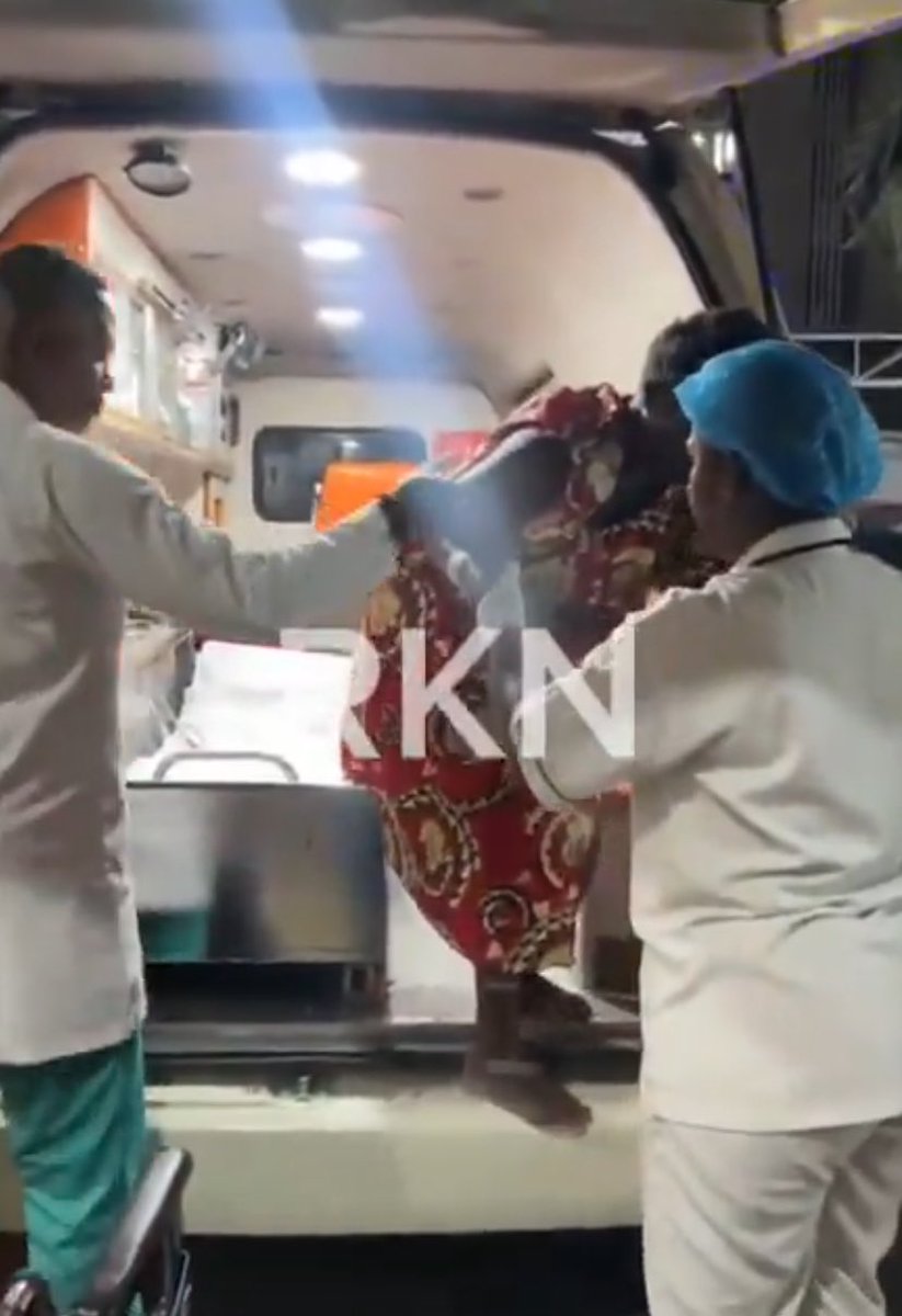 Queen Ella☢️✂️❤️ tweet media