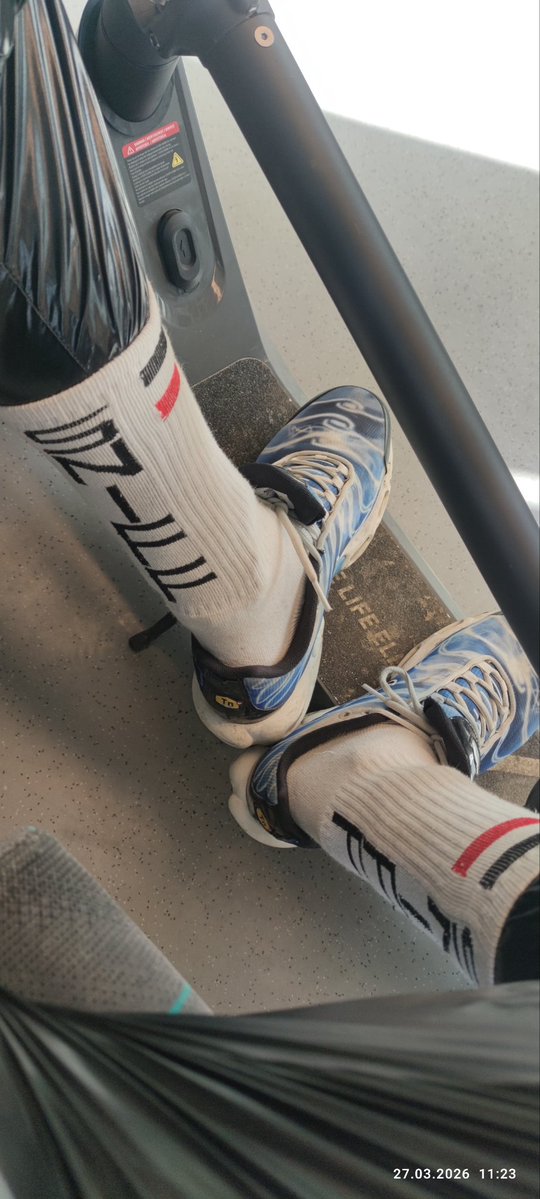 Like Shiny Clothes and sniffing Sneakers tweet media