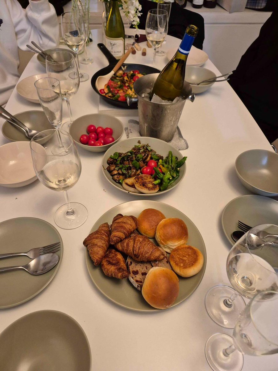 잎새🍷🥂🍾 tweet media