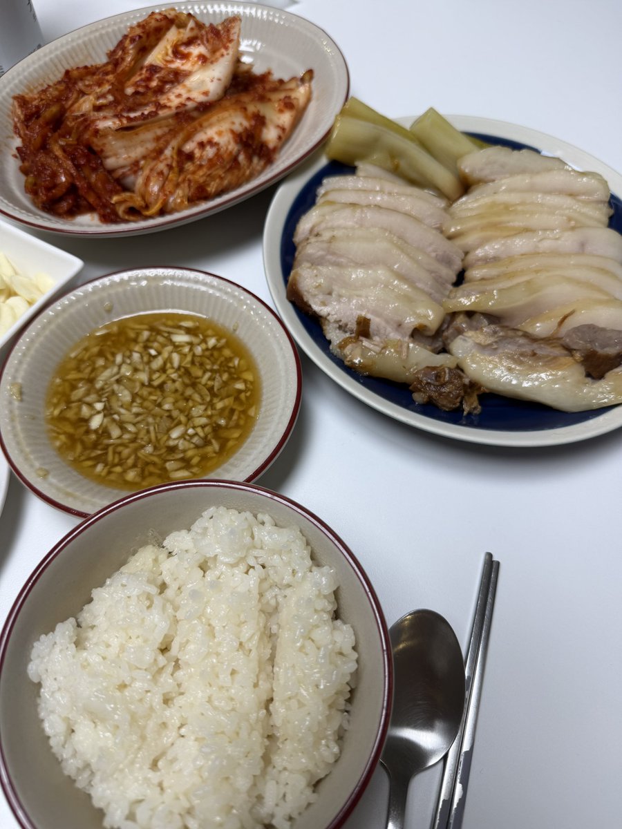 ๋๊ผฌ๋ tweet media