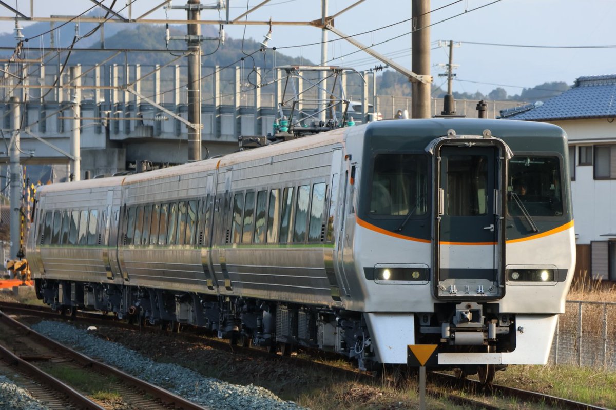 xhMurKtIol79899's tweet photo. 8000系S6
多度津工場出場試運転
試6687M
2026/3/27 https://t.co/lqKQVetxHw