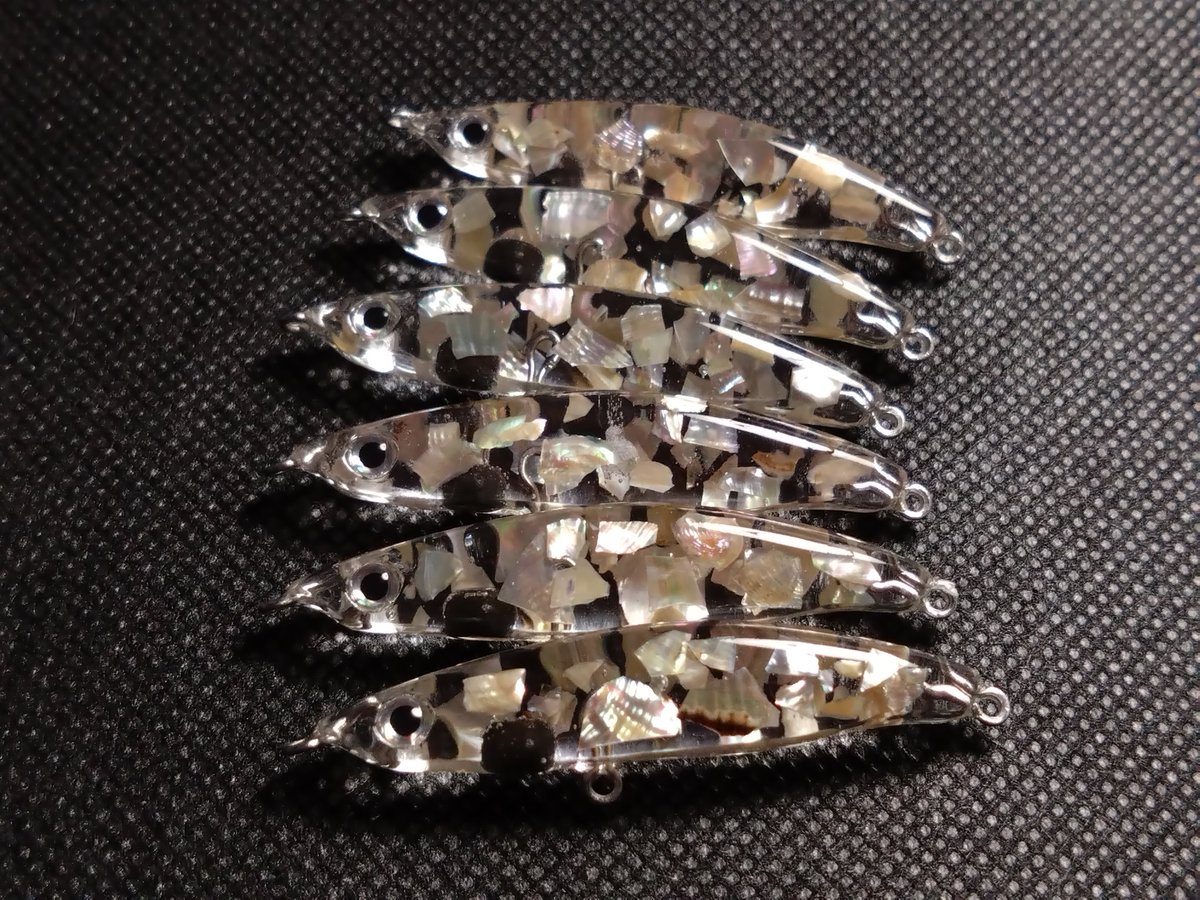 MarkLures's tweet photo. 【お知らせ】

4月の4日・5日の両日、大月ロハス村さんで開催される桜の宴に出店します。
4日は夜桜のライトアップやライブ、BBQも楽しめる前夜祭。5日がマルシェ本番となっています。
4日もマルシェ出店します。

楽しいことてんこ盛りのマルシェに是非おいでください♪

https://t.co/eU9m0eSGkD https://t.co/fJAmbm6acX