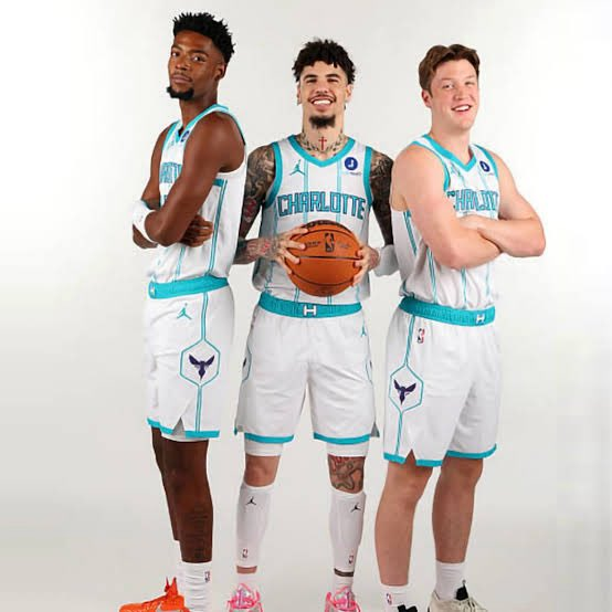 HornetSector tweet media