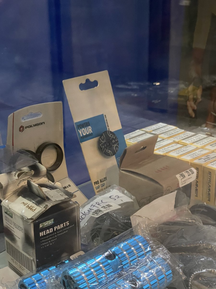 ZanLipek tweet media