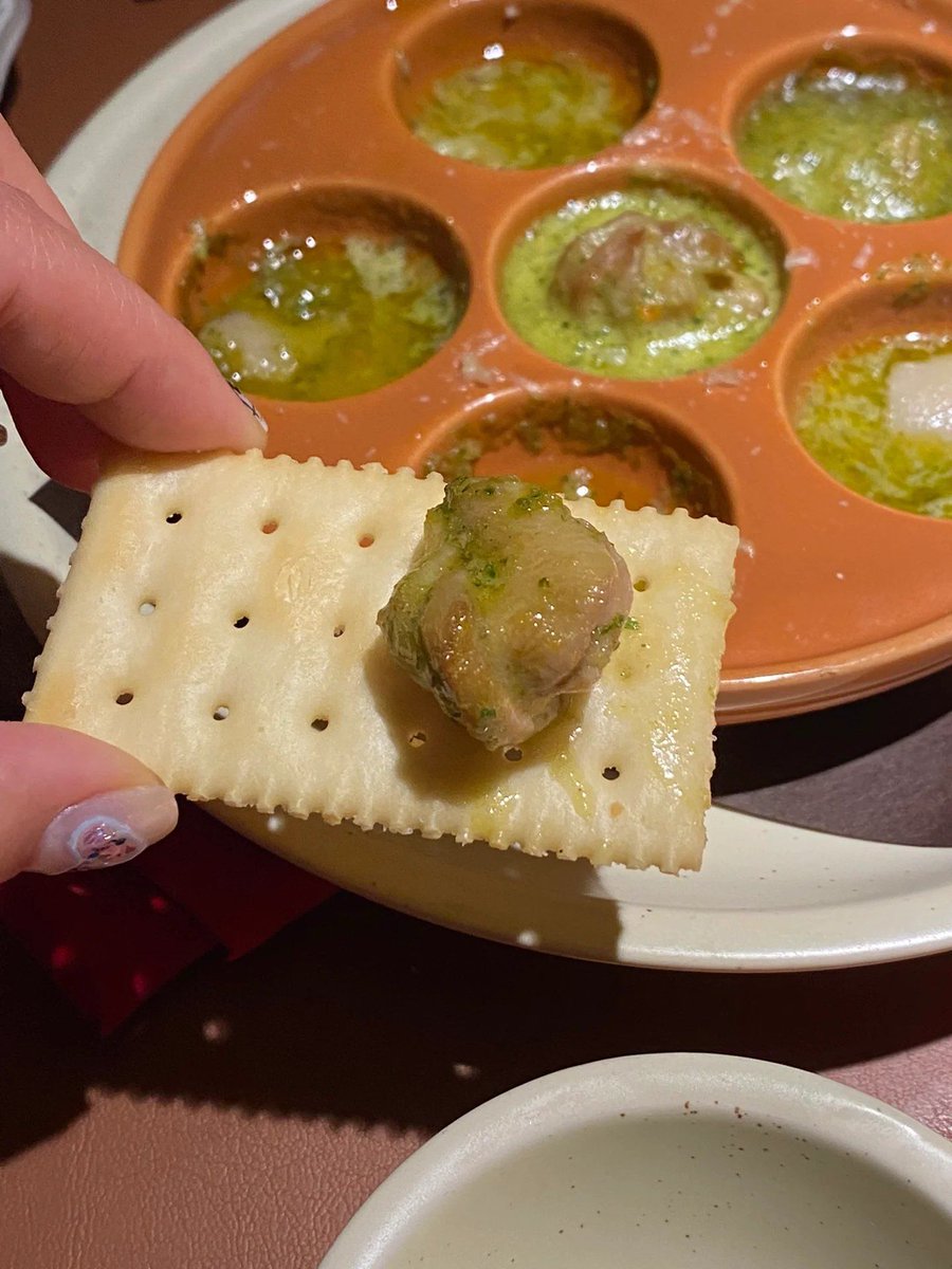 เด็กน้อย . tweet media