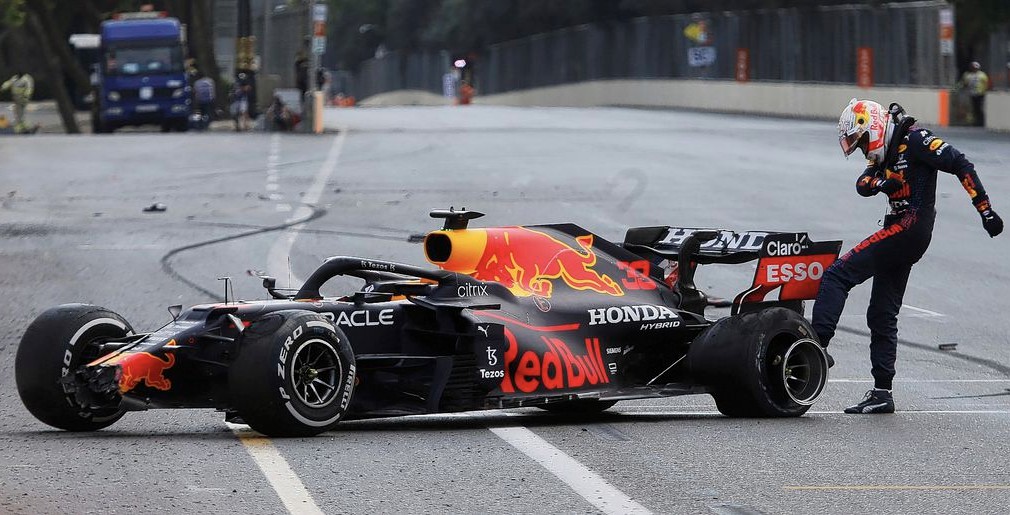 F̳̿͟͞l̳̿͟͞i̳̿͟͞c̳̿͟͞k̳̿͟͞ ™ tweet media