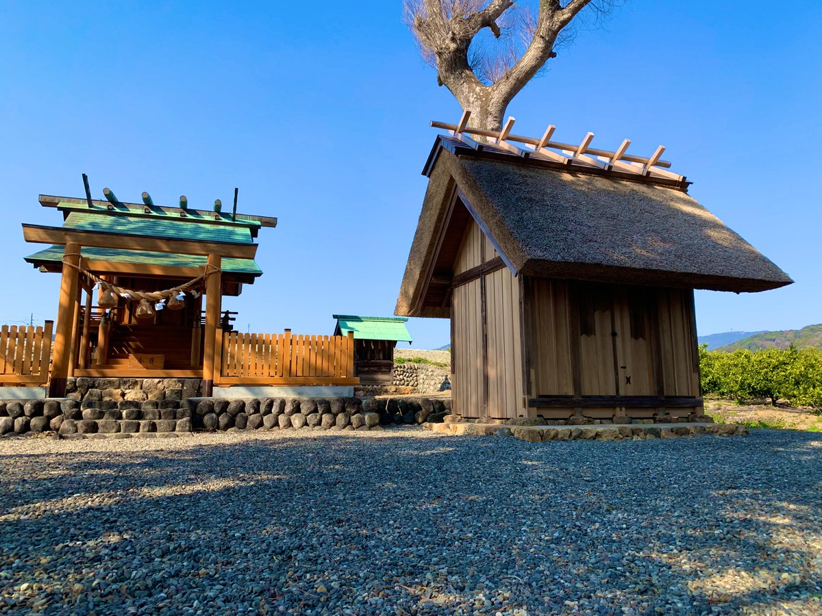 コスプレフロンティア公式 tweet media