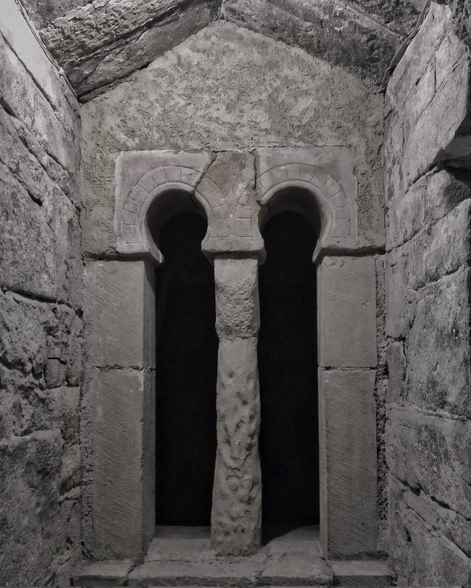 Románico en España tweet media