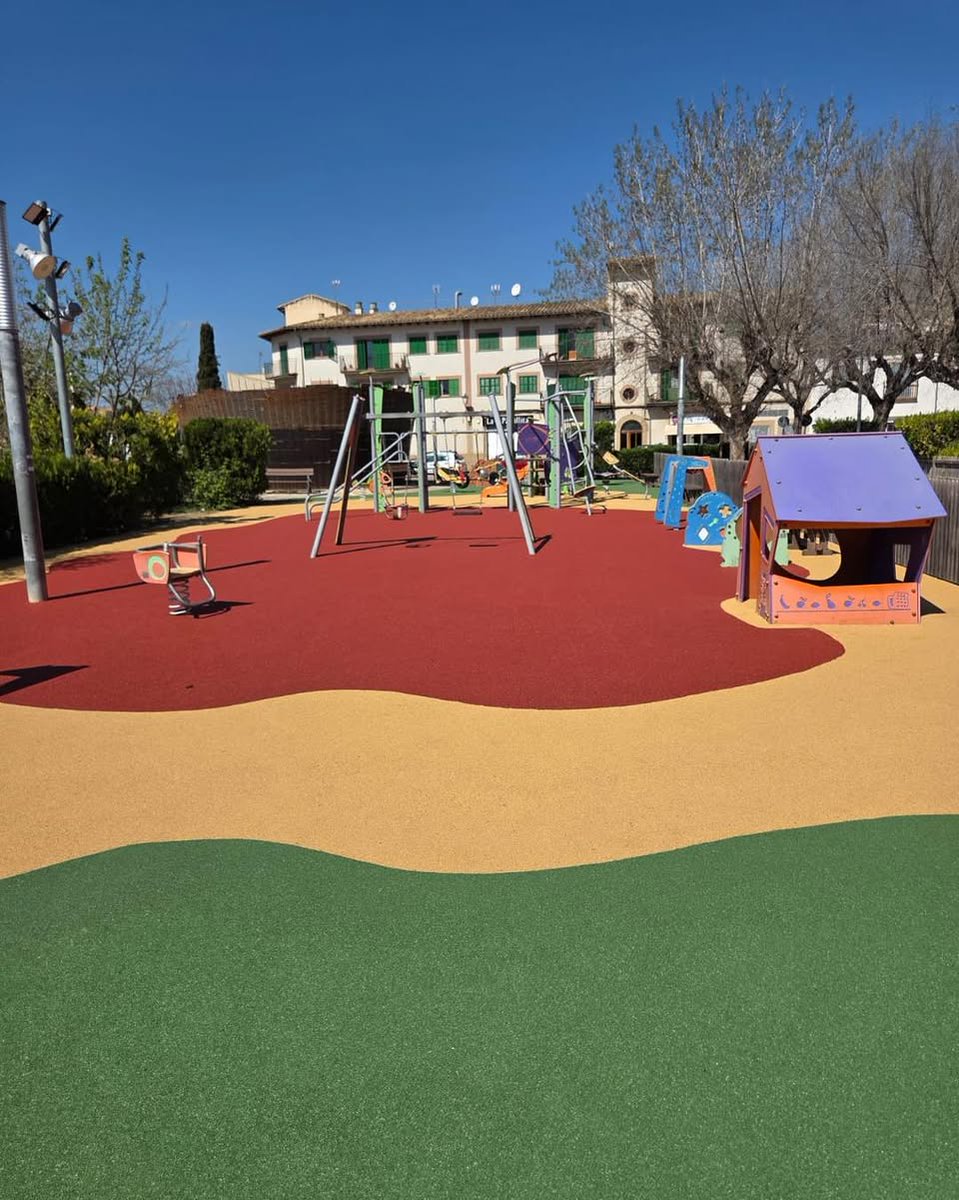 Santa Maria del Camí tweet media