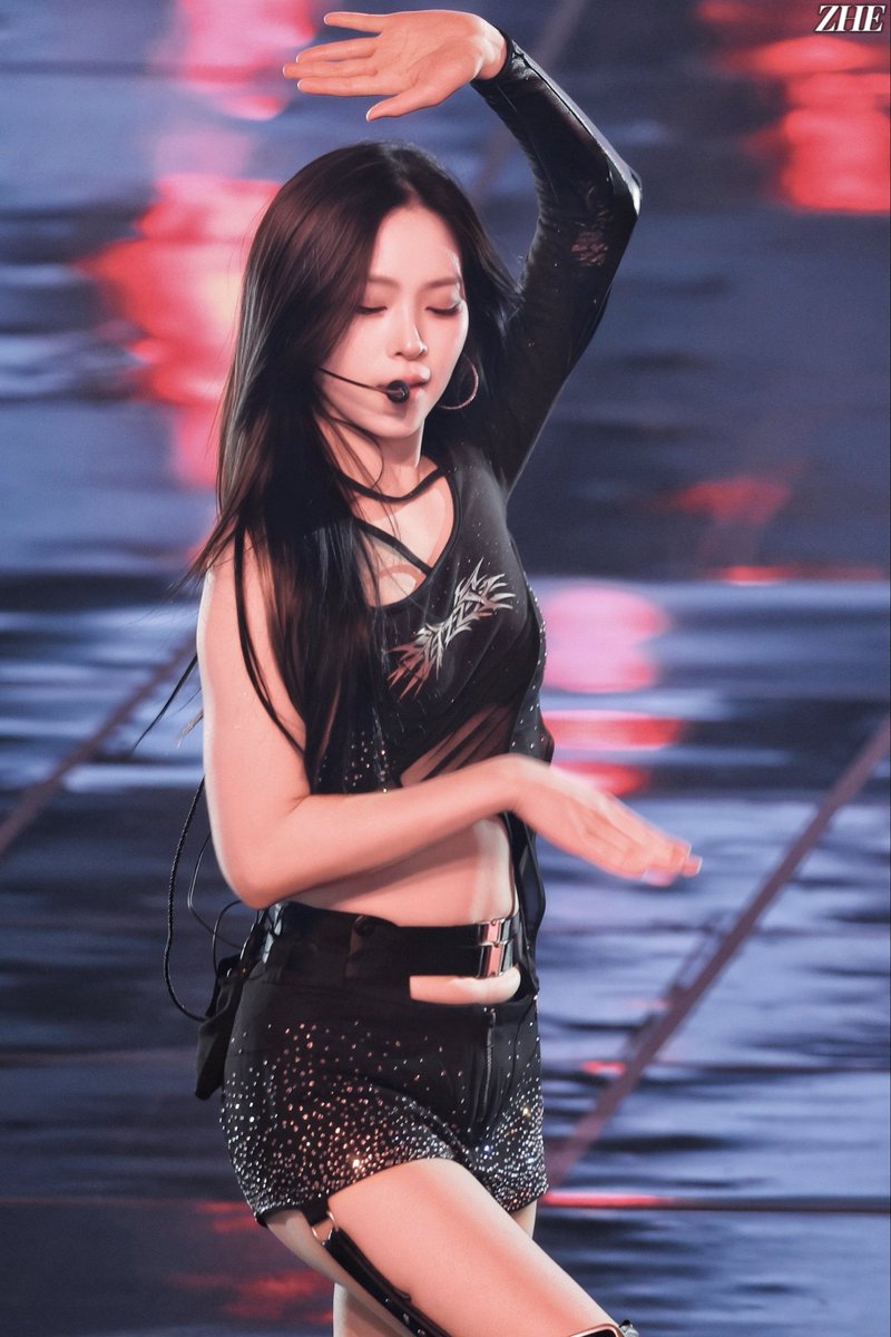 260213
#ITZY #있지 #RYUJIN #류진