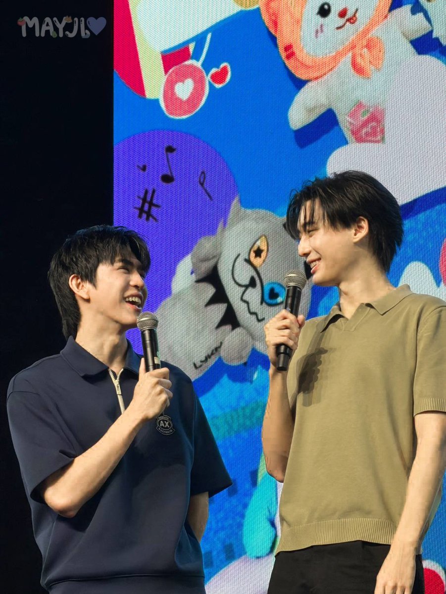 M A Y J I (รักอิลอน) tweet media