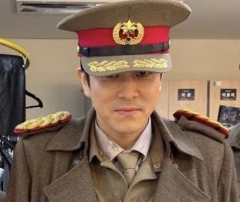 bowwowdg's tweet photo. 웅범복 아트
 ↳ 세르주가 위험해 https://t.co/7tD7HYUlC6