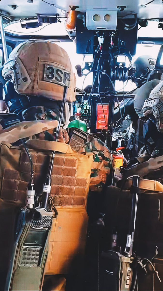 ThE EcHo BrEaKeRs tweet media