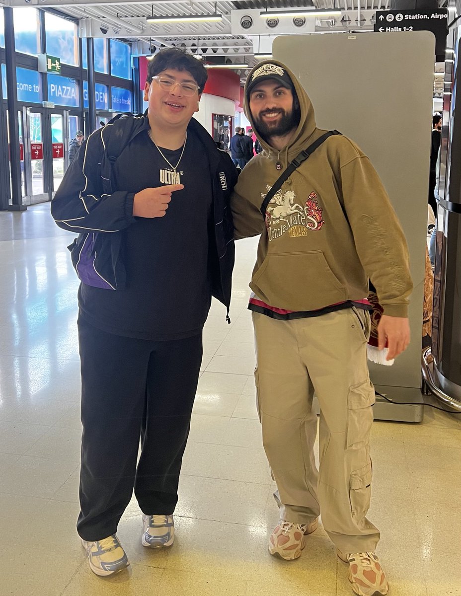 M8 Baptwo tweet media