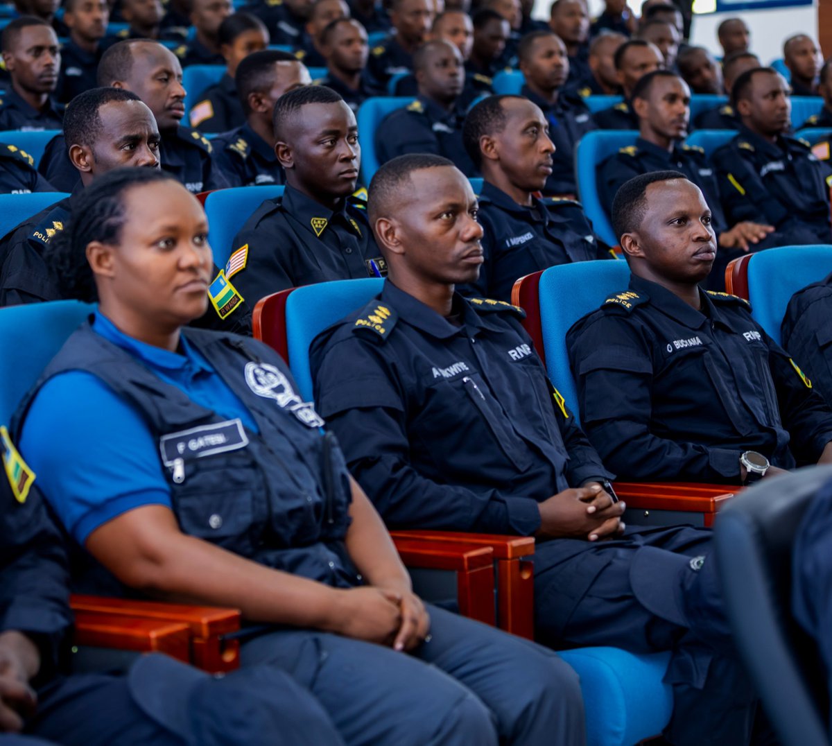 Umuyobozi Mukuru Wungirije wa Polisi y’u Rwanda ushinzwe ubutegetsi n ...