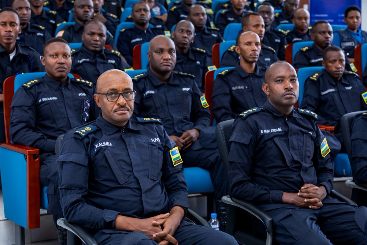 Umuyobozi Mukuru Wungirije wa Polisi y’u Rwanda ushinzwe ubutegetsi n ...