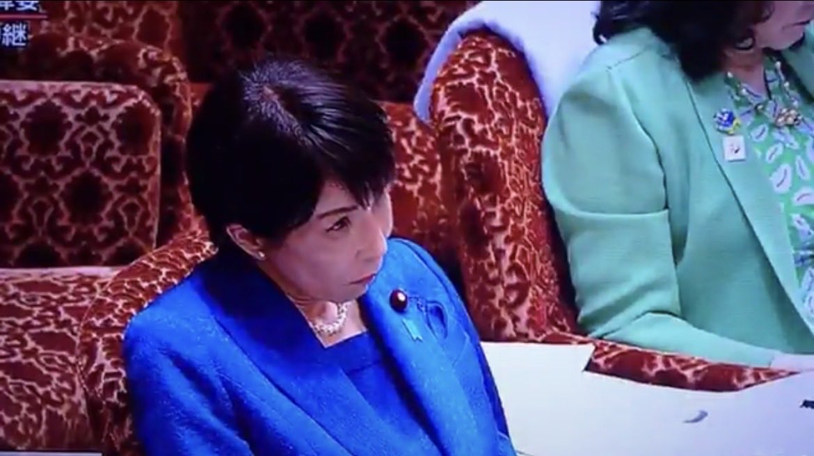 🦋mana🦋 tweet media