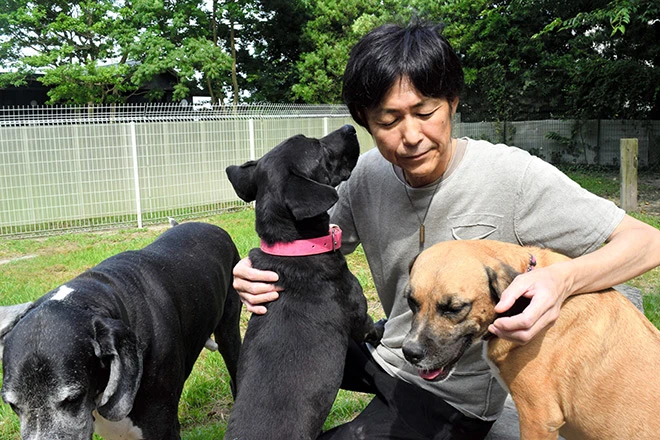 Think bigger, Think higher

Hirotaka has an incredible story. He was on the verge of taking his own life when his dog saved him. After that, he sold his Ferrari to build Wansfree, a refuge for abused dogs.

That story alone has the potential to take this coin to millions

Now