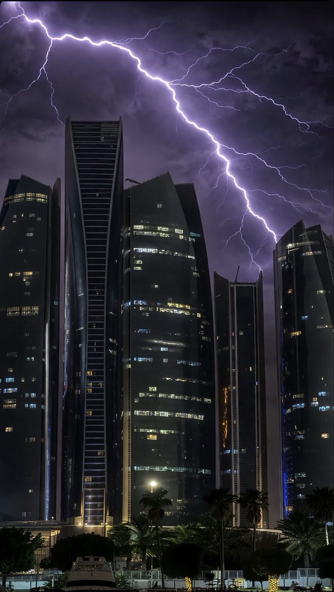 حــمـد 🇦🇪 tweet media