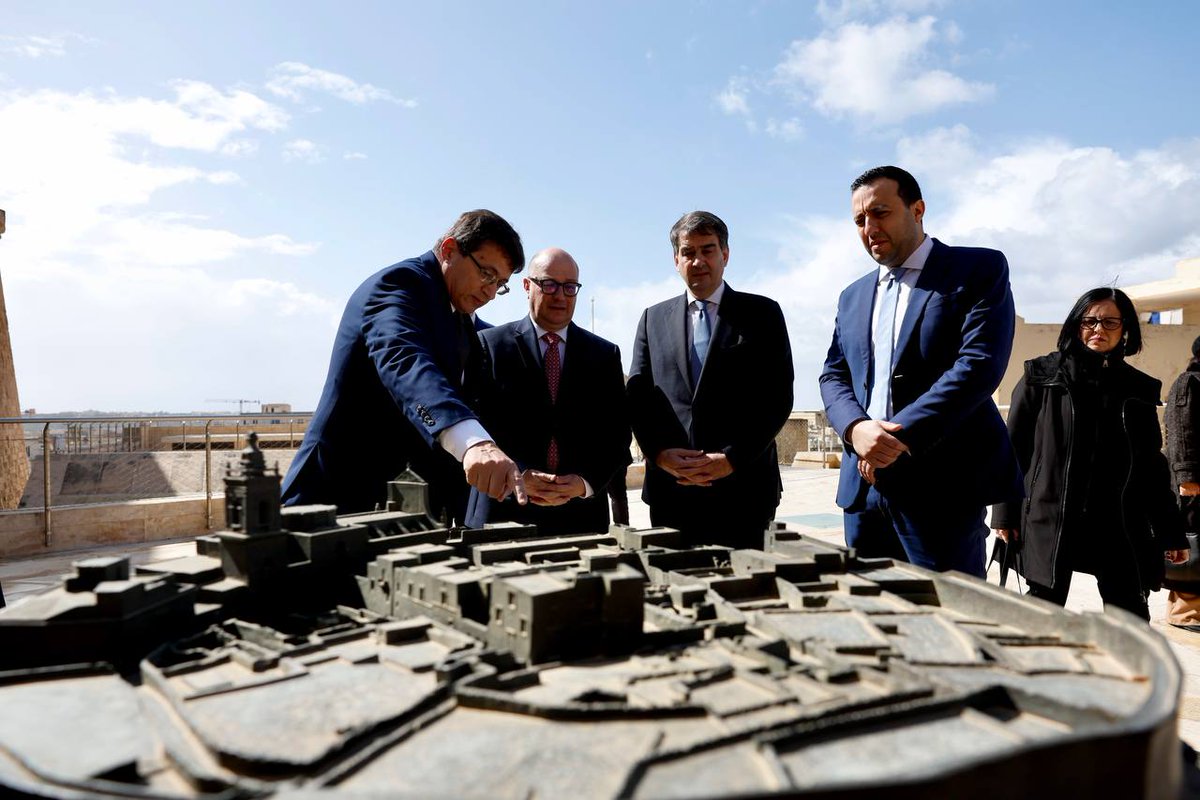 Raffaele Fitto tweet media