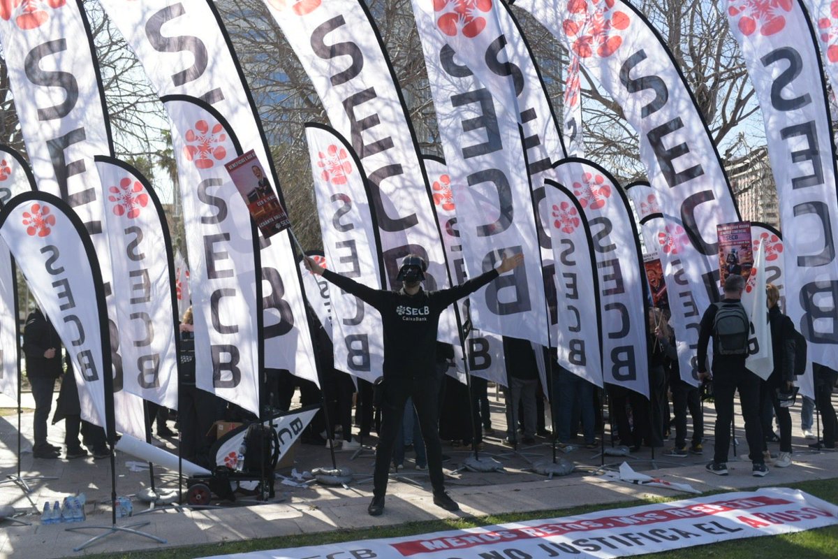 SECB CaixaBank tweet media