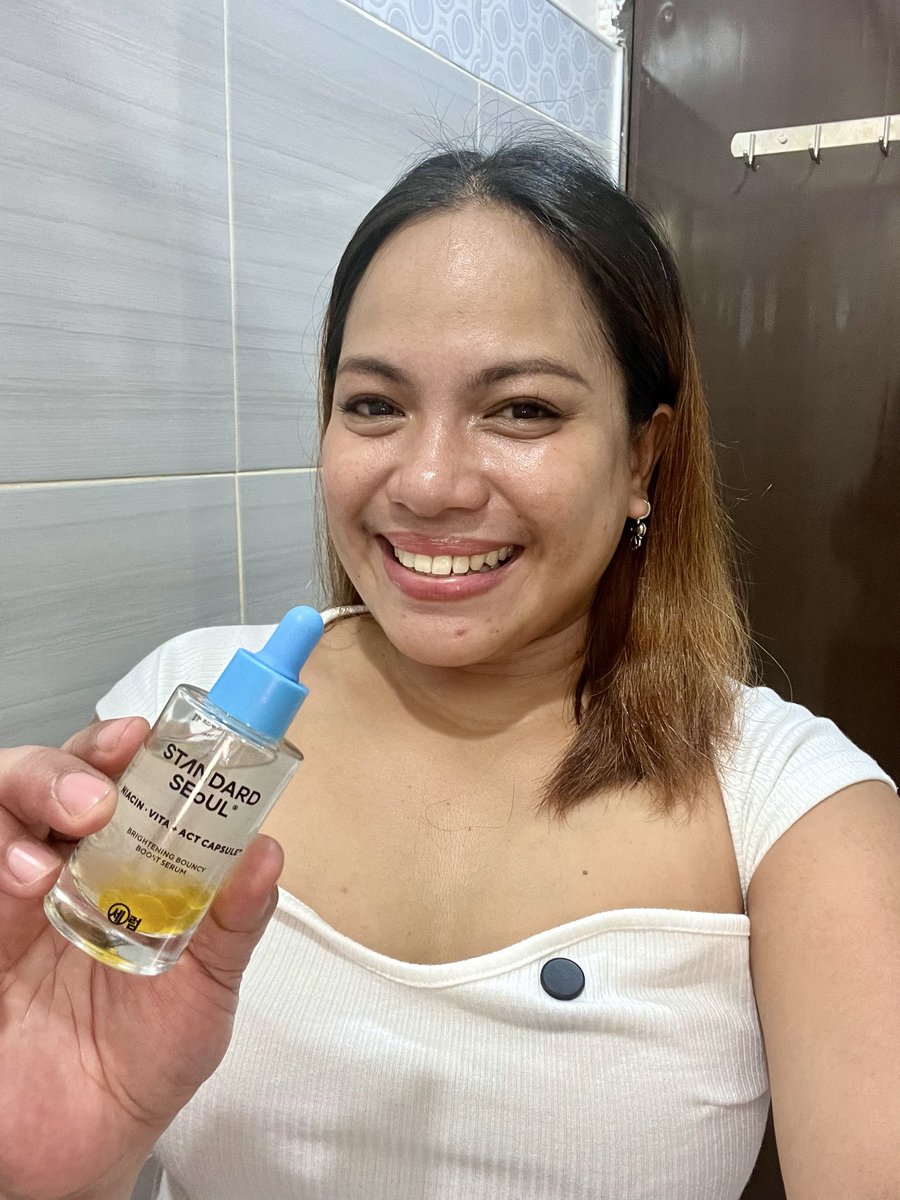 divinecabais's tweet photo. 39 &amp; glowing—because consistency is the real skincare secret 💙✨ 

Order here:
https://t.co/AyqsRZbiVu

#StandardSeoul #GlowAt39 #NiacinVita https://t.co/1VvDPWKG5s