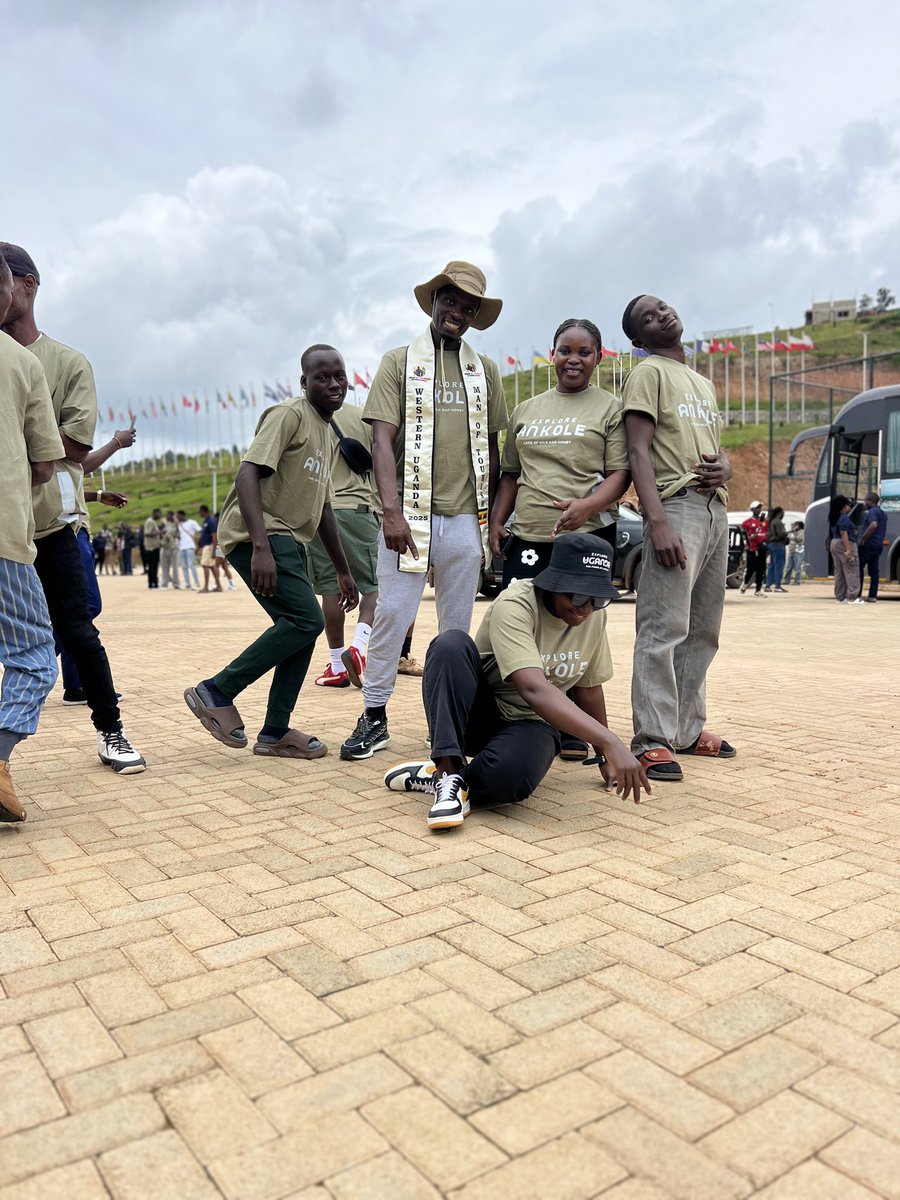 KING BRAVE JACOB NSHABOHURIRA(Man of Tourism Int’l tweet media