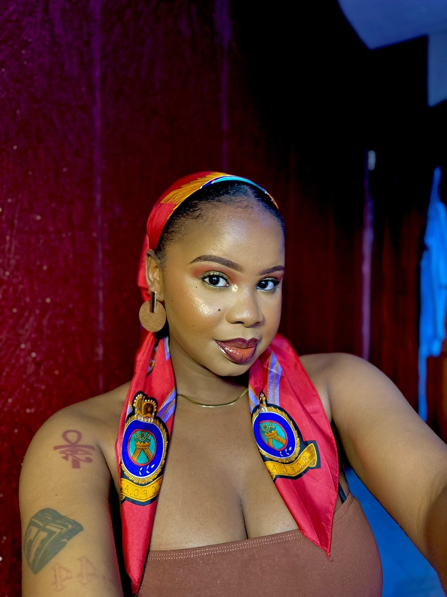 lisaaaa🇰🇪 tweet media