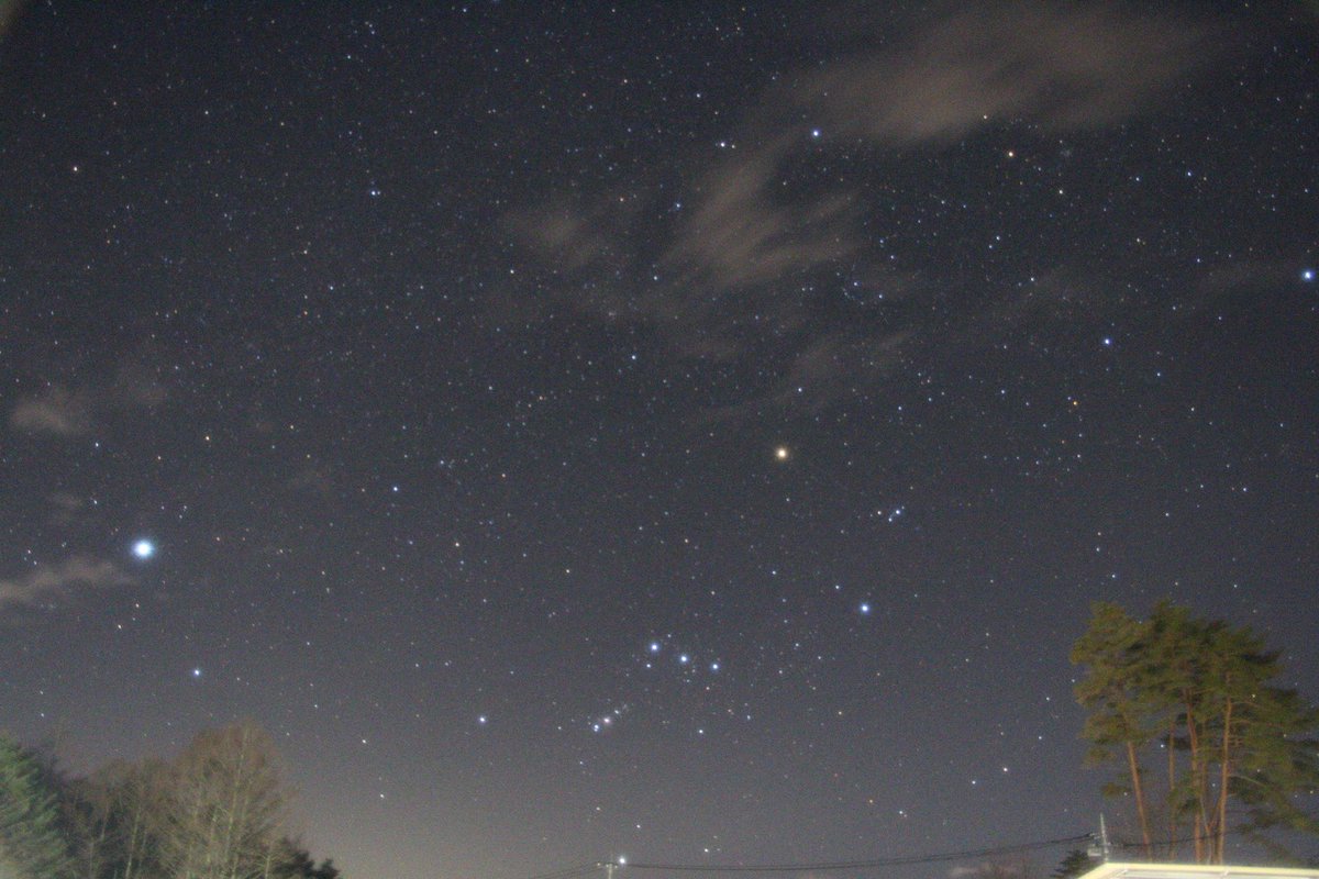 uec_astro's tweet photo. 【春合宿 in 山梨 甲斐大泉】

3/19〜3/21にかけて山梨県の甲斐大泉で��合宿を行いました！
天候にも恵まれ、満天の星空のもと観測を行うことができました👀  
夜は冷え込みましたが、その分とても綺麗な星を見ることができました✨️

日中は周辺の自然も楽しみ、充実した合宿となりました！ https://t.co/tAVWGBiEQY