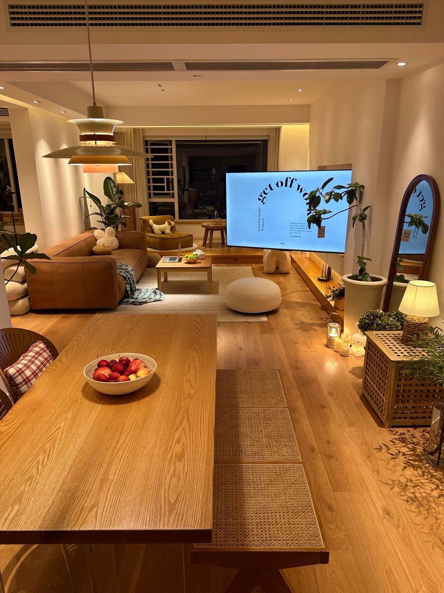 arey james bayliss tweet media