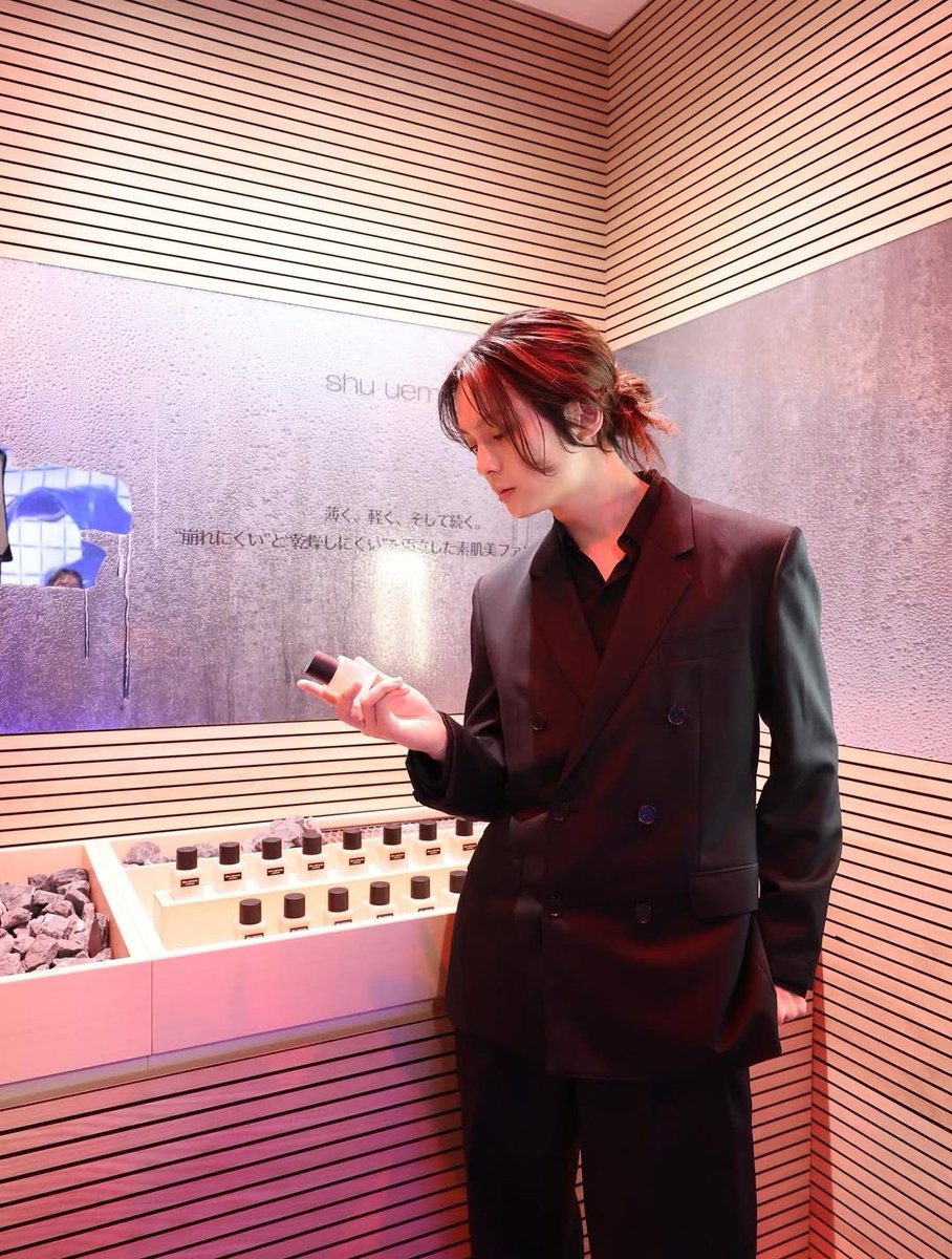 マ キ ゛ー tweet media