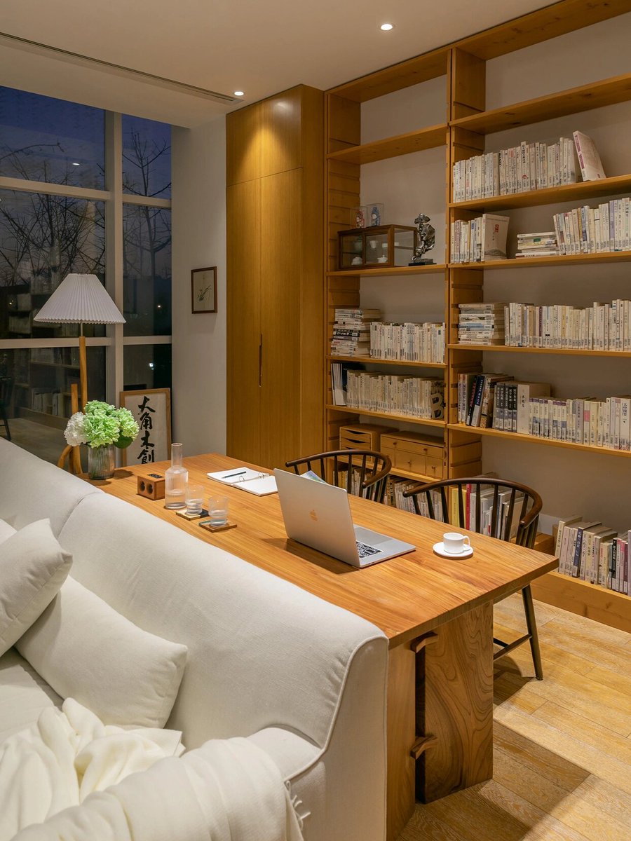 GoodLOOKSROCKS tweet media